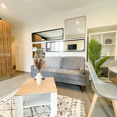 Apartment Superdominante Beausoleil